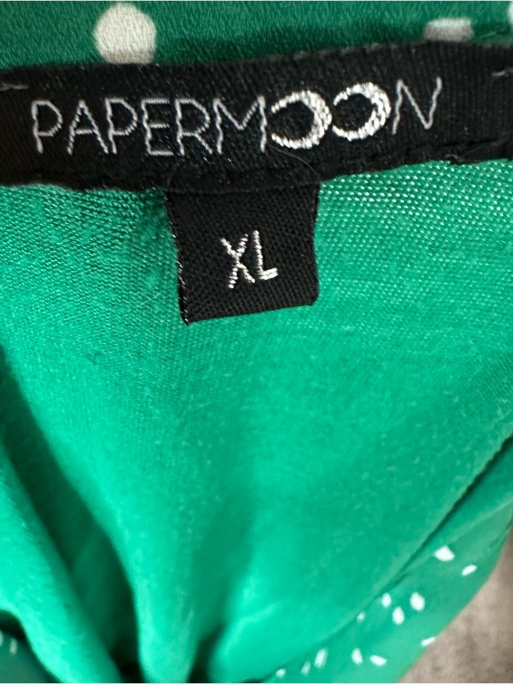 Papermoon Green V-Neck Sleeveless Dot-Print Camisole ❄️ - Picture 2 of 2